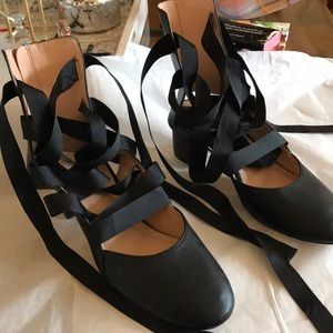 Ballerina lace up heels